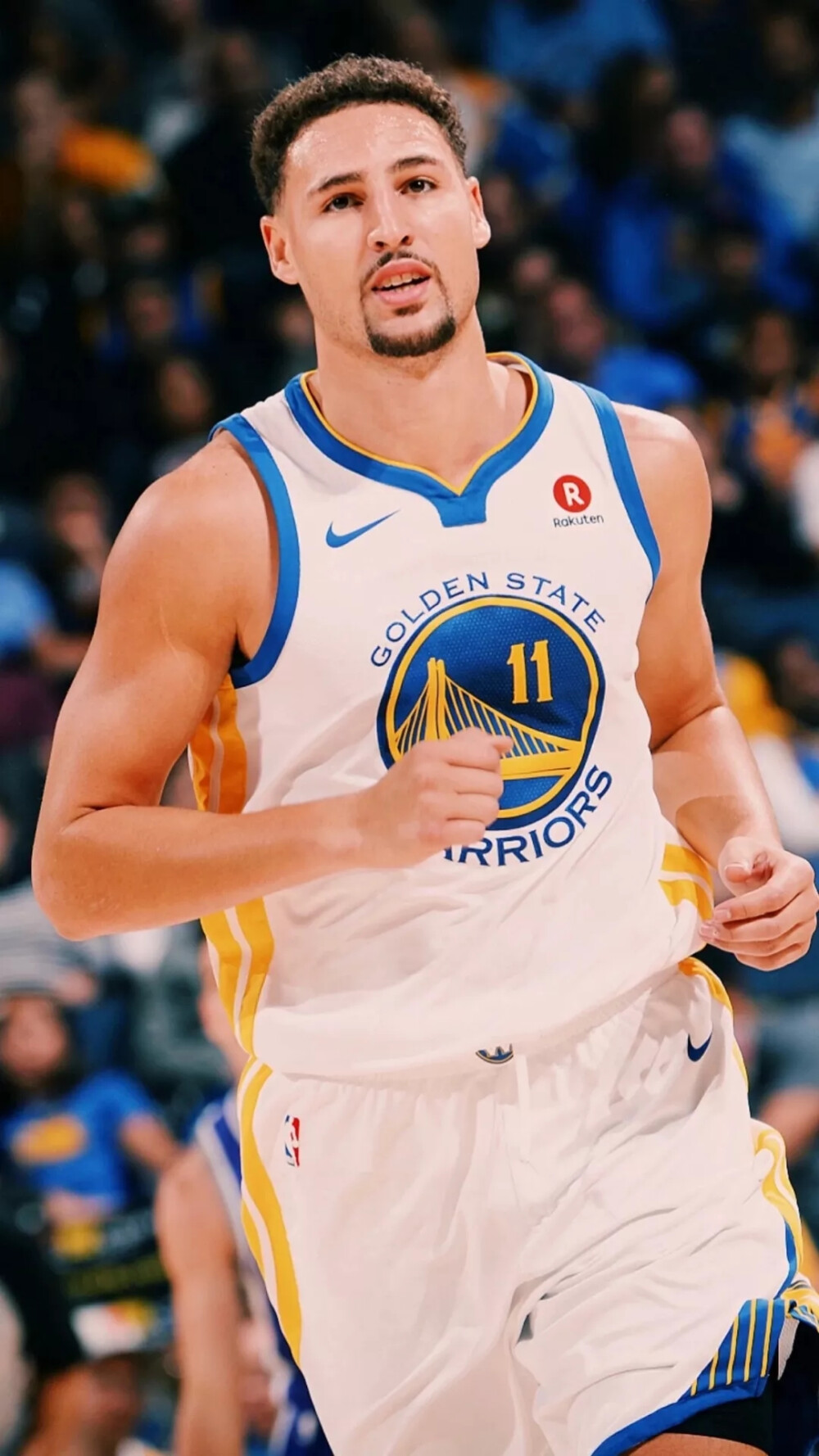 媒体陷入两难选择，CBA潜力赛与赛后新闻发布会同步进行（媒体面临抉择：CBA潜力赛与赛后新闻发布会撞档）