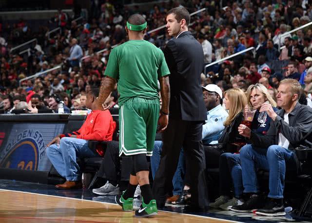 热火全场三分30投仅8中得到91分，为赛季最低得分（热火全场仅91分，三分30投8中创赛季新低）