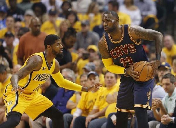 老佛爷祝贺克罗斯获德国骑士十字勋章：曾拥有过你是一种荣幸（弗洛伦蒂诺祝贺克罗斯荣获德国骑士十字勋章：曾拥有你是我们的荣幸）