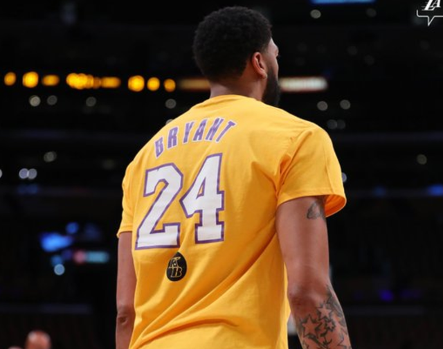 土媒：加拉塔萨雷欲4000万欧引进卢克曼，奥斯梅恩当说客（土媒称加拉塔萨雷拟以4000万欧求购卢克曼，奥斯梅恩出面游说）