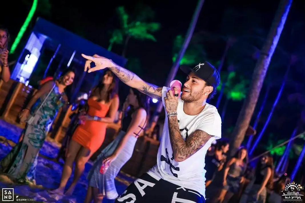 尤文vs乌迪内斯：伊尔迪兹、乔纳森-戴维首发，麦肯尼出战（尤文迎战乌迪内斯：伊尔迪兹、乔纳森-戴维首发，麦肯尼在列）