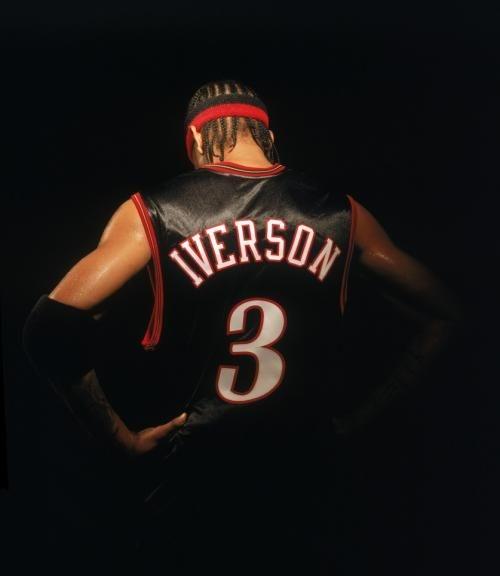 许尔勒：踢球的各种要求让我觉得不是我的生活，所以选择退役（许尔勒：足球的种种要求让我觉得这不是我想要的生活，因而选择退役）