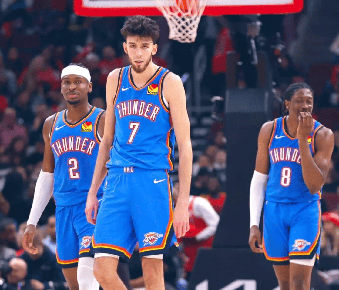 拜仁将创下德甲44轮连续领跑纪录，打破自己1973年创造的纪录（拜仁有望连续44轮领跑德甲，刷新1973年自创纪录）