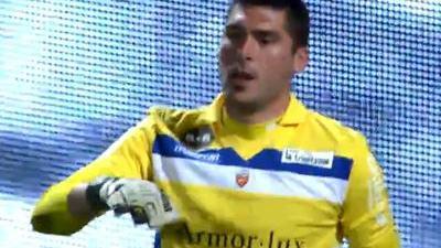 复制叔叔生涯开局，莫伦特斯的侄子完成阿尔瓦塞特首秀（莫伦特斯侄子迎来阿尔瓦塞特处子秀，生涯起步复刻叔叔轨迹）