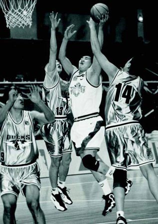 库里领跑30岁以后球员得分40+&45+&50+场次（库里领衔30岁后球员40+、45+、50+得分场次榜）