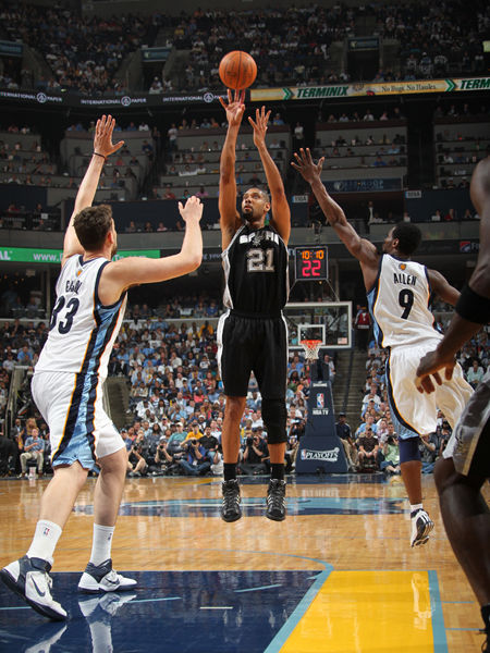 罗马诺：米兰知道菲尔克鲁格即将离队，和拉莫斯没有具体消息（罗马诺：米兰已知菲尔克鲁格将离队，拉莫斯暂无确切消息）