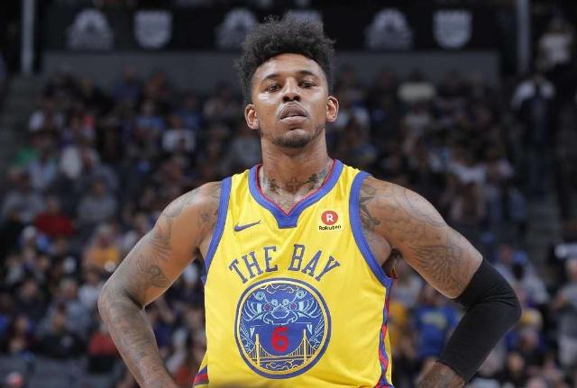 阿姆拉巴特：安东尼不该吃红牌，他并非故意踢对方面部（阿姆拉巴特：安东尼不该被红牌罚下，他并非故意踢到对方脸部）