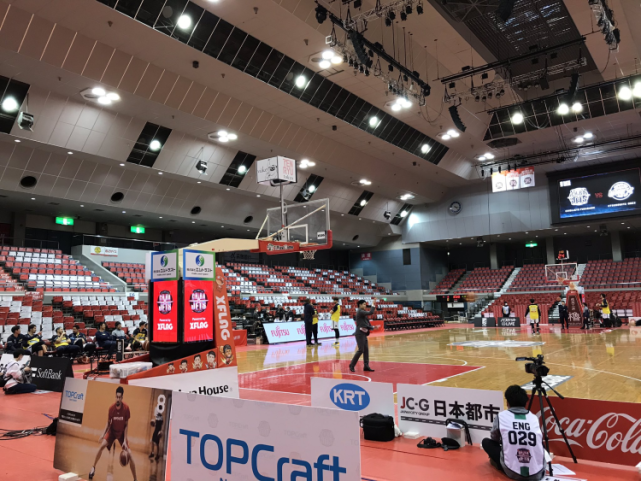 拜仁慕尼黑主场轻取勒沃库森（拜仁主场轻松击败勒沃库森）